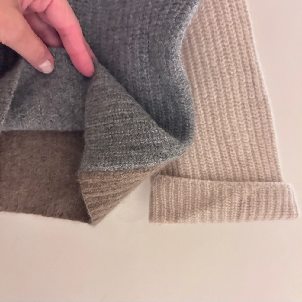 Lord + Taylor Grey Colour Block 100% Cashmere Crop Turtleneck Sweater Size XS - Picture 11 of 13
